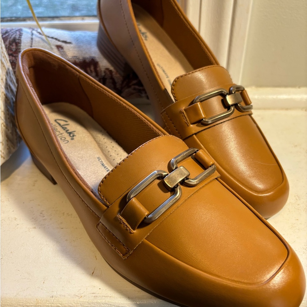 Clarks Women's Cognac Leather Slip-On Bit Loafers
